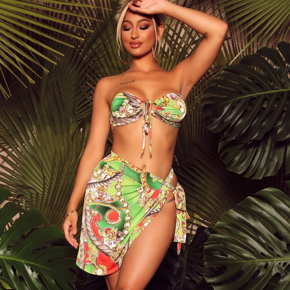 Fashion nova 3 piece bikini set